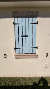 Shutter hardware installation in Tampa